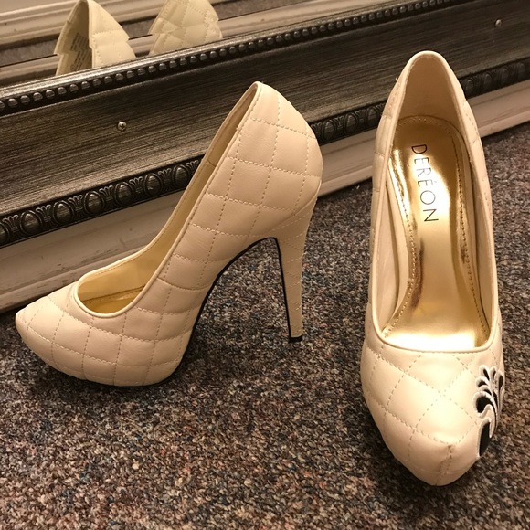 Dereon “Groove” heels. Sz8 offwhite (cream) colour - Picture 16 of 16